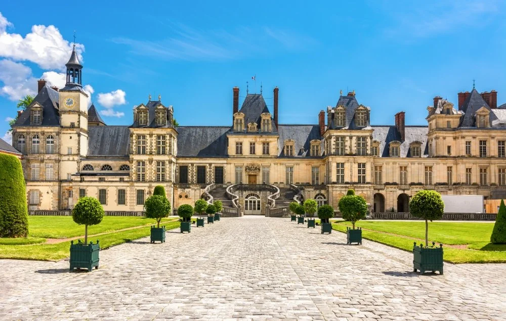 VTC Seine-et-Marne – transfert Château de Fontainebleau chauffeur privé