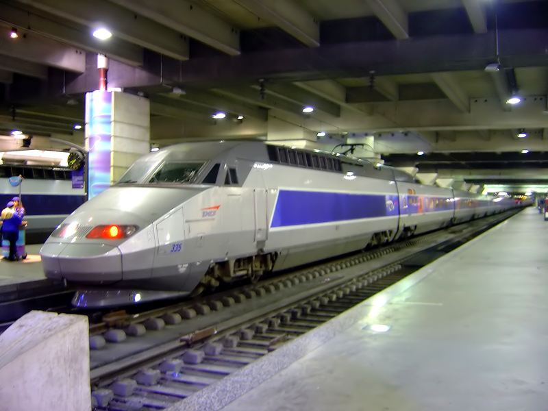 VAN 7 places Gare Montparnasse – MonChauffeurVIP 06 18 33 21 74