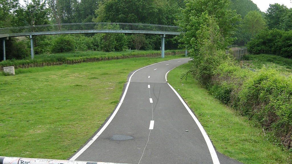 VTC Claye-Souilly canal de l'Ourcq – chauffeur privé 77410 MonChauffeurVIP