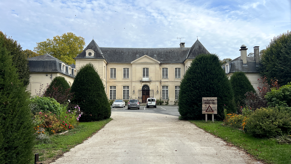 VTC Annet-sur-Marne château Étry patrimoine – chauffeur privé 77410 MonChauffeurVIP