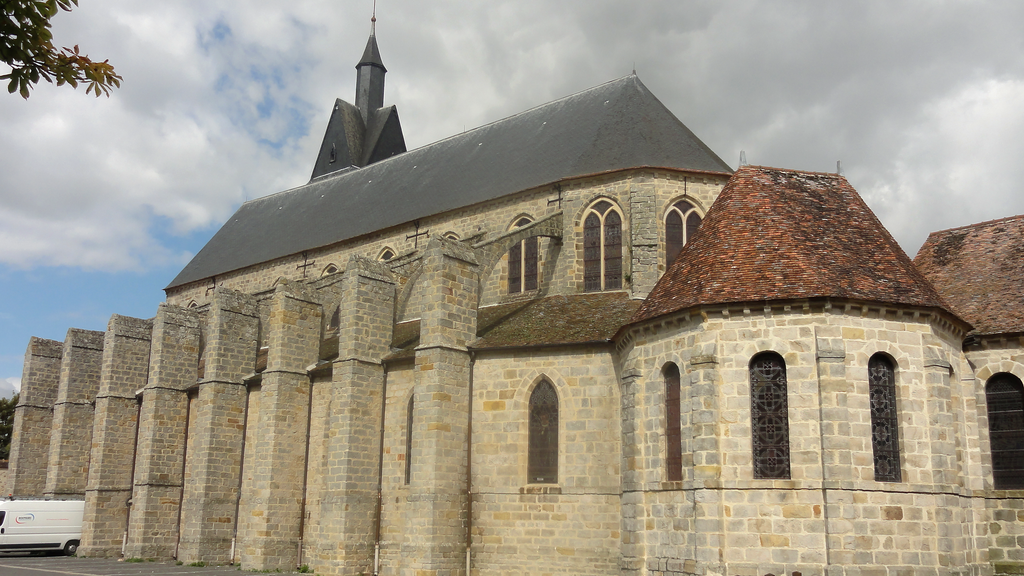 VTC Nangis église Saint-Martin patrimoine – chauffeur privé 77370 MonChauffeurVIP