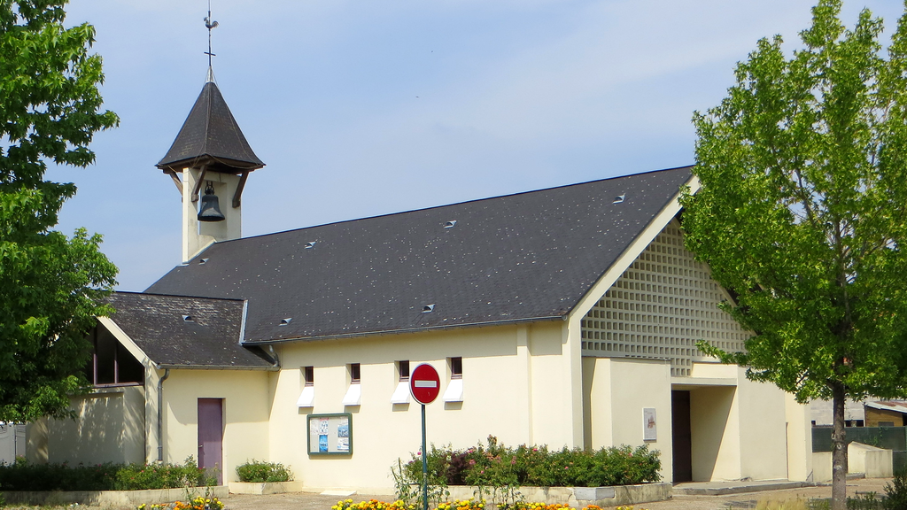 VTC Serris église Saint-Michel patrimoine – chauffeur privé 77700 MonChauffeurVIP