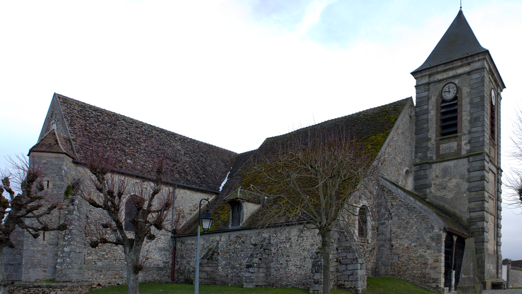 VTC Chailly-en-Bière église Saint-Paul patrimoine – chauffeur privé 77930 MonChauffeurVIP