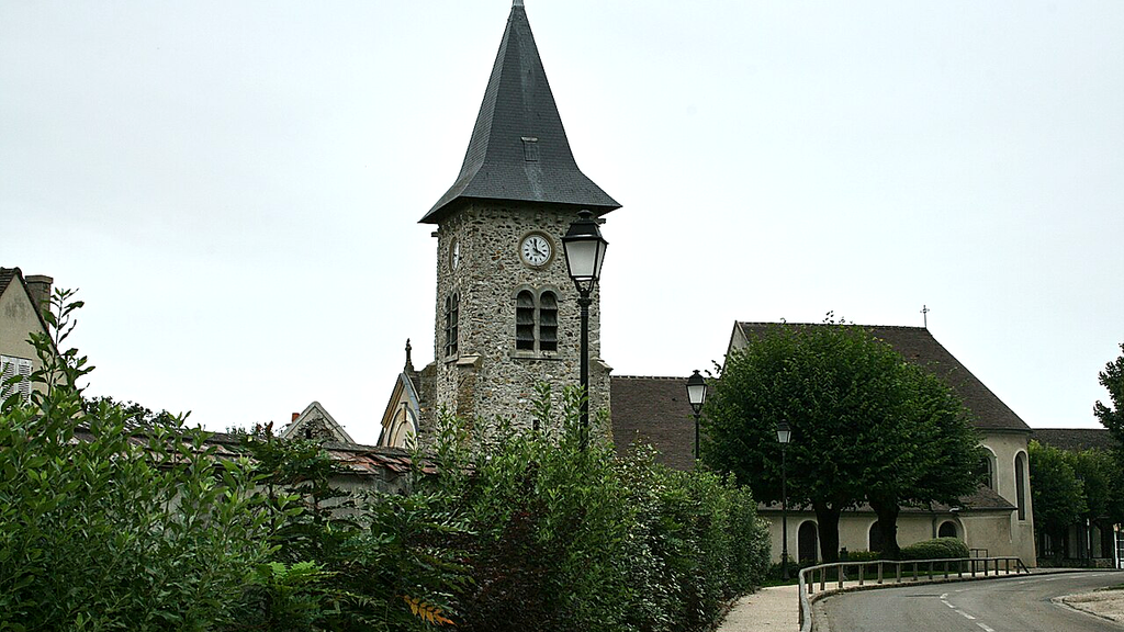 VTC Coupvray église Saint-Pierre patrimoine – chauffeur privé 77700 MonChauffeurVIP