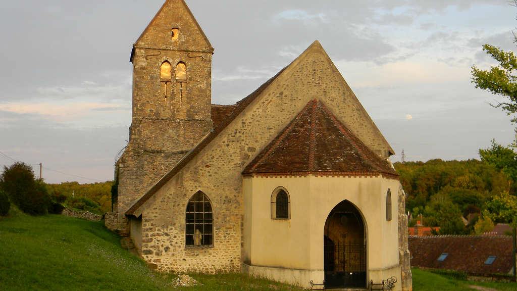 VTC Faÿ-lès-Nemours église Saint-Sulpice patrimoine – chauffeur privé 77167 MonChauffeurVIP