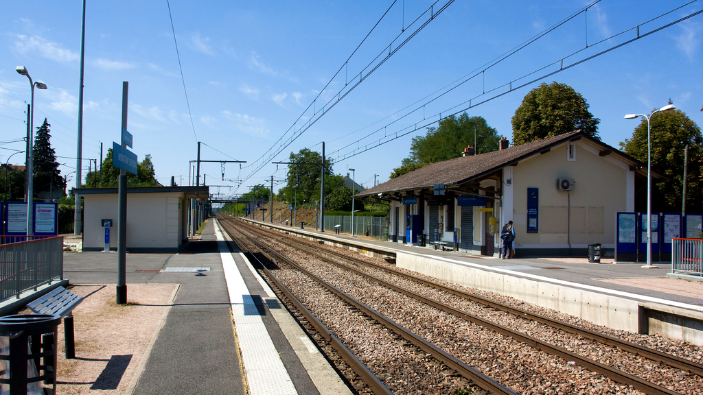VTC Montigny-sur-Loing gare et viaduc ferroviaire patrimoine – chauffeur privé 77690 MonChauffeurVIP