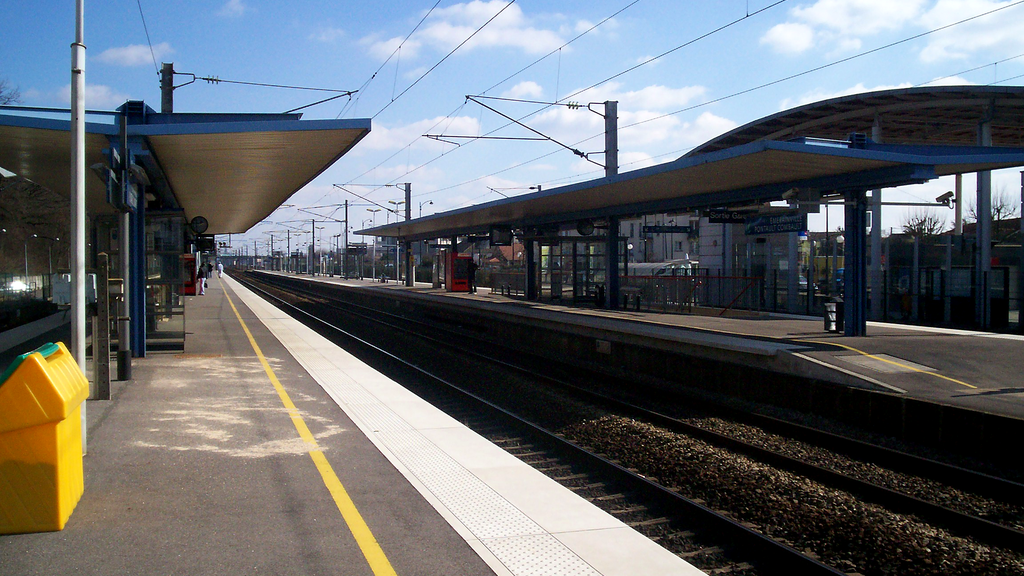 VTC Émerainville gare RER E – chauffeur privé 77184 MonChauffeurVIP