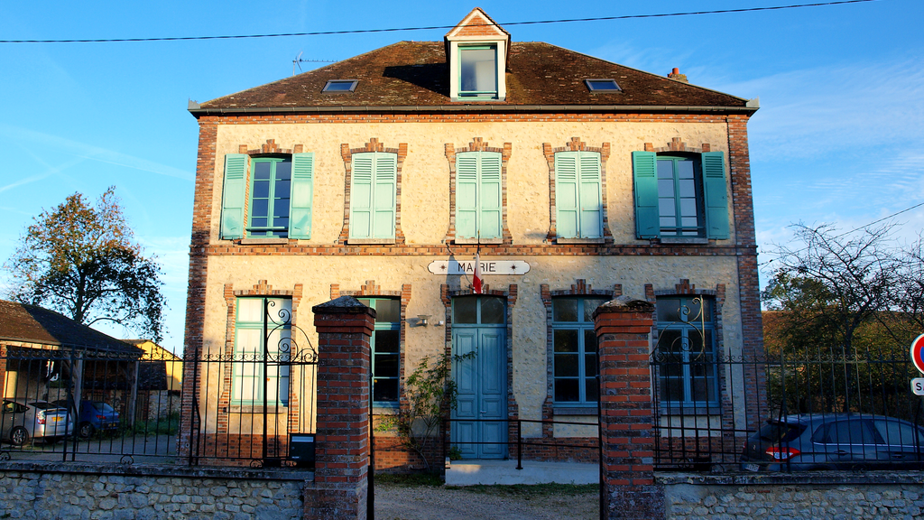 VTC Lorrez-le-Bocage-Préaux mairie hôtel de ville 77710 – MonChauffeurVIP 06 18 33 21 74