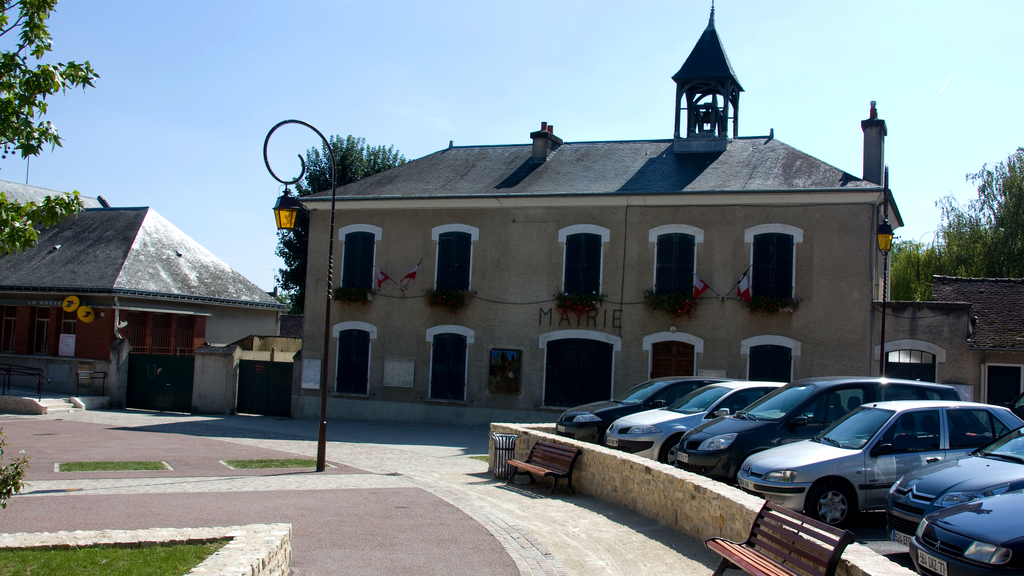 VTC Montigny-sur-Loing mairie hôtel de ville 77690 – MonChauffeurVIP 06 18 33 21 74