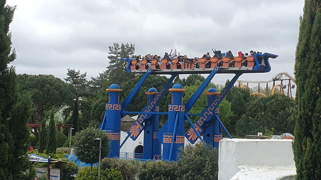 VTC Parc Astérix Cheval de Troie attraction Plailly – chauffeur privé MonChauffeurVIP