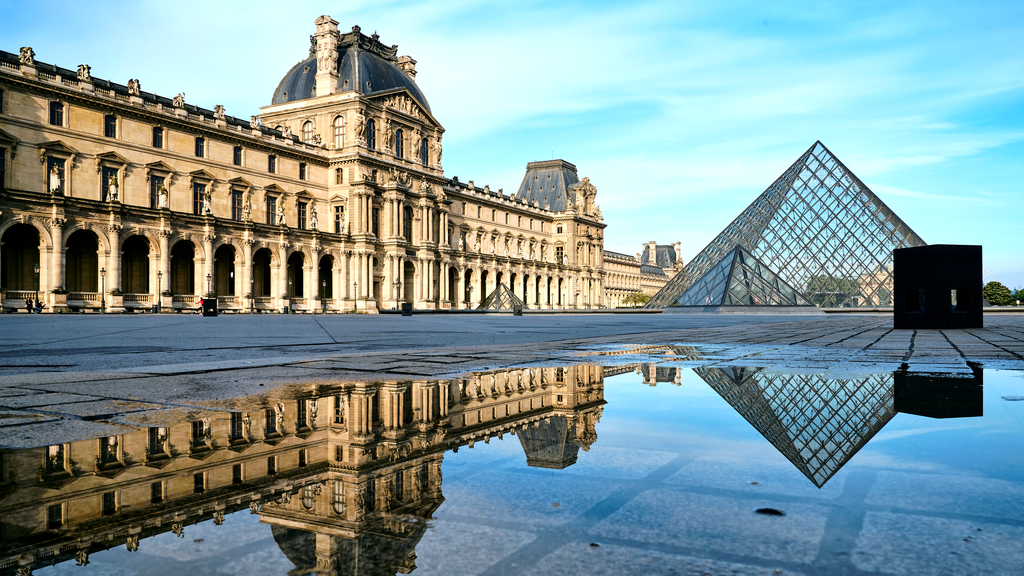 VTC Paris 1er Louvre – MonChauffeurVIP 06 18 33 21 74