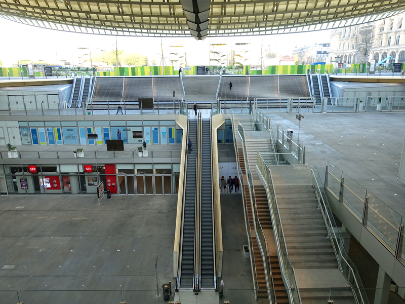 VAN VTC Paris 1er Les Halles – MonChauffeurVIP 06 18 33 21 74