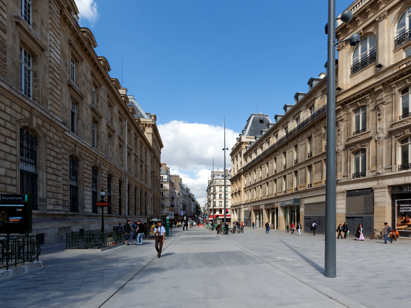 VAN VTC Paris 11e Place de la République – MonChauffeurVIP 06 18 33 21 74