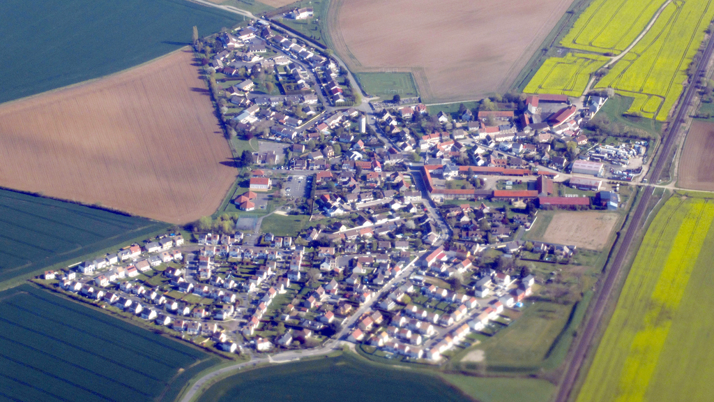 VTC Rouvres mairie Place de la Mairie 77230 – MonChauffeurVIP 06 18 33 21 74