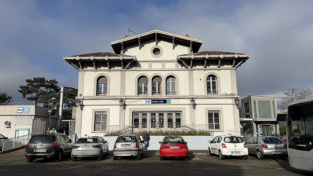 Gare d'Orsay-Ville – VTC chauffeur privé 91400 MonChauffeurVIP