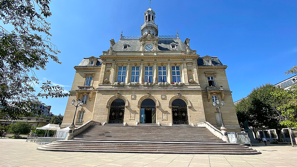 VTC Asnières-sur-Seine hôtel de ville – chauffeur privé 92600 MonChauffeurVIP 06 18 33 21 74