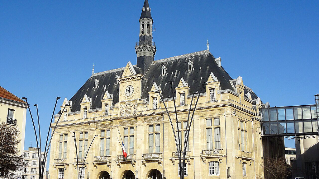 VTC Saint-Denis hôtel de ville – chauffeur privé 93200 MonChauffeurVIP