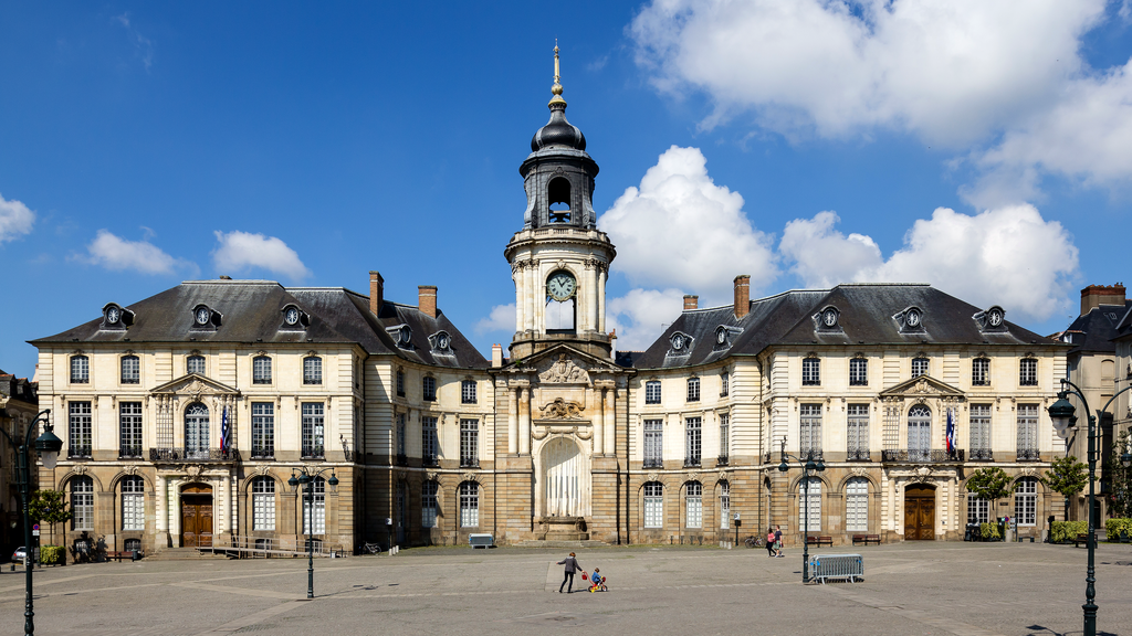 Hôtel de ville de Rennes – patrimoine VTC Rennes MonChauffeurVIP