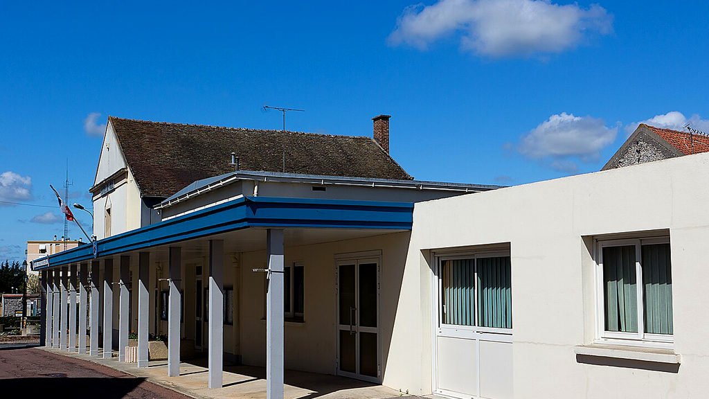 Mairie de Ballancourt-sur-Essonne – VTC chauffeur privé 91610 MonChauffeurVIP 06 18 33 21 74