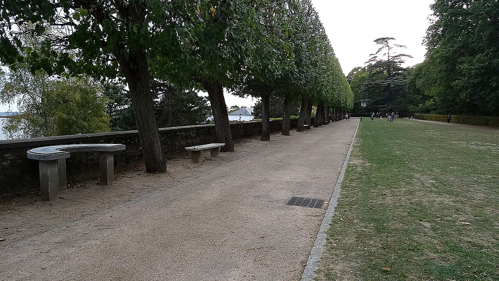 Parc Henri-Sellier Le Plessis-Robinson – VTC chauffeur privé 92350 MonChauffeurVIP