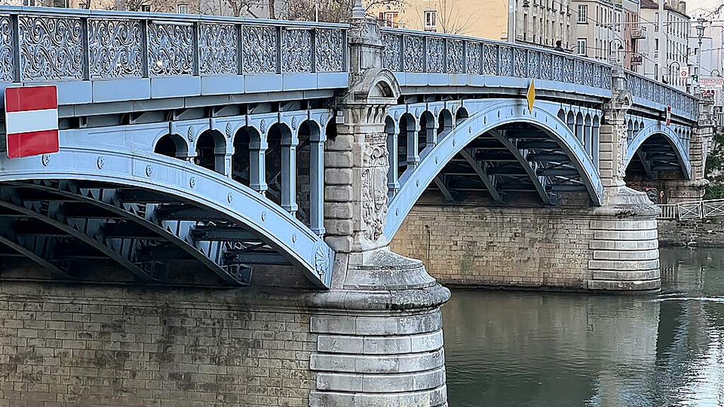 VTC Villeneuve-la-Garenne pont Seine – chauffeur privé 92390 MonChauffeurVIP