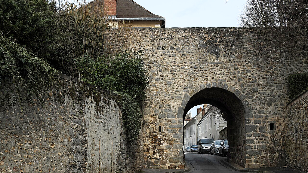 VTC Montlhéry Porte Baudry patrimoine – chauffeur privé 91310 MonChauffeurVIP