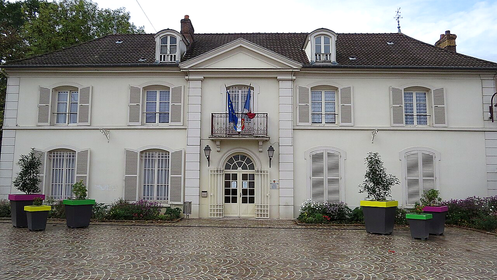 VTC Égly mairie 91520 – MonChauffeurVIP 06 18 33 21 74