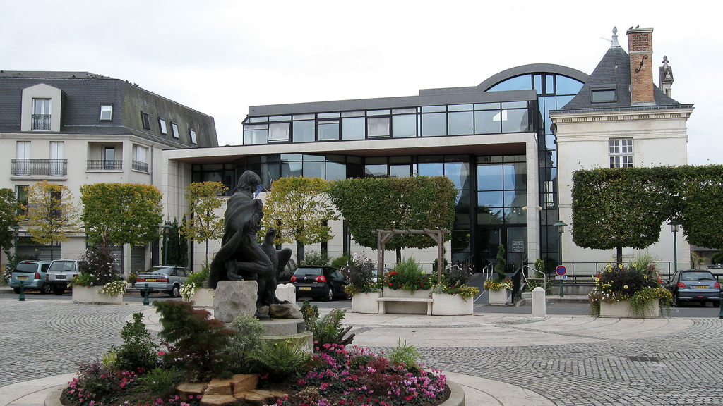VTC Saint-Jean-le-Blanc hôtel de ville 45650 Loiret – MonChauffeurVIP 06 18 33 21 74