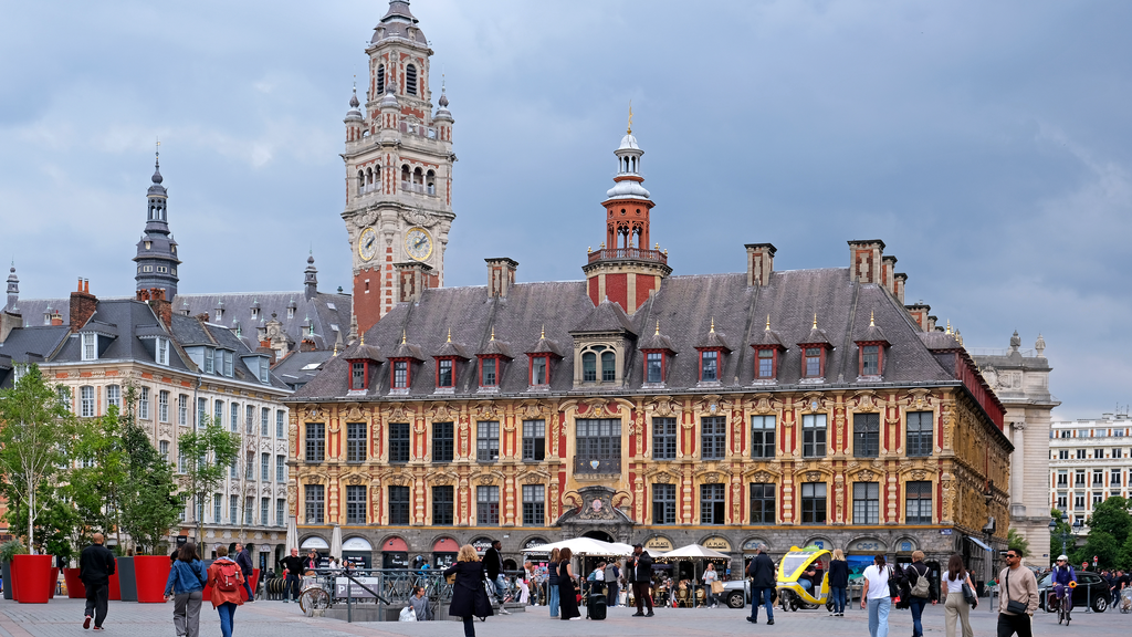 Vieille Bourse de Lille – patrimoine VTC Lille MonChauffeurVIP