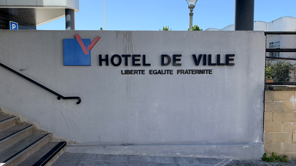 VTC Villetaneuse hôtel de ville – chauffeur privé 93430 MonChauffeurVIP 06 18 33 21 74